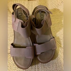 Civico 10 wedge sandal